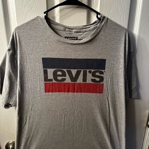 XL Levis t-shirt